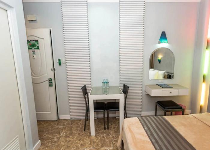 Urban Travellers Hotel