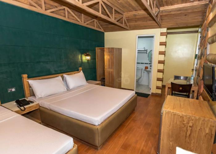 Urban Travellers Hotel