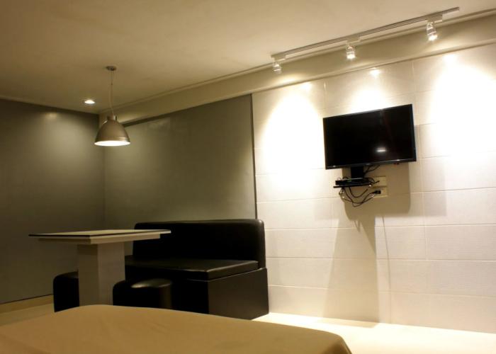 New Winston Hotel