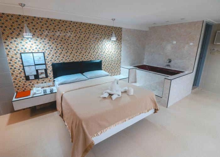 New Winston Hotel