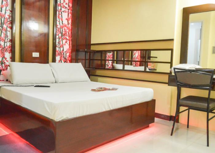Hotel Sogo Wood Street Pasay