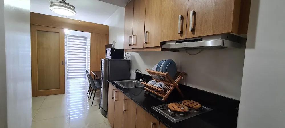 фото CondoDeal at Shell Residences Moa Pasay