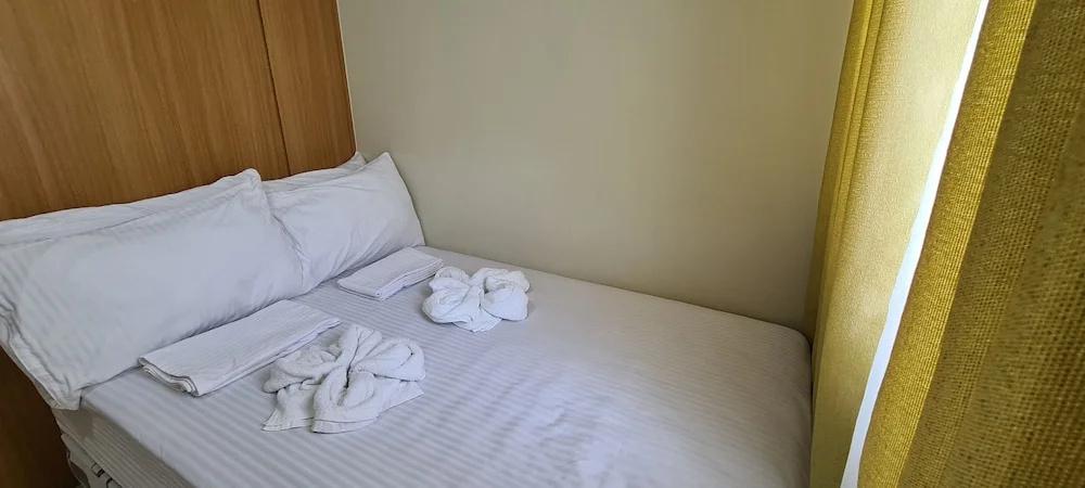 фото CondoDeal at Shell Residences Moa Pasay