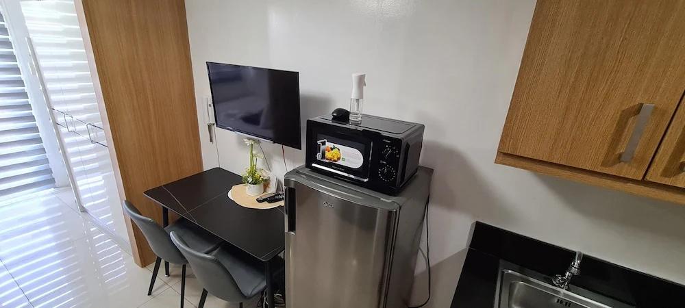 фото CondoDeal at Shell Residences Moa Pasay