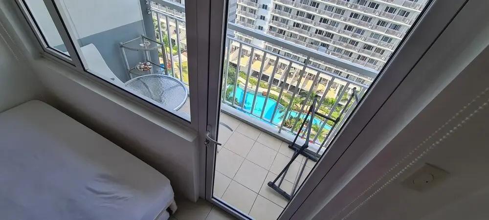 фото CondoDeal at Shell Residences Moa Pasay