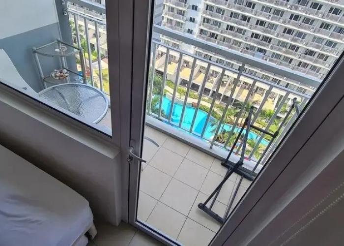 CondoDeal at Shell Residences Moa Pasay
