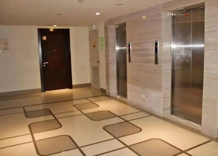 Favila Condotel Units 150 Newport Blvrd