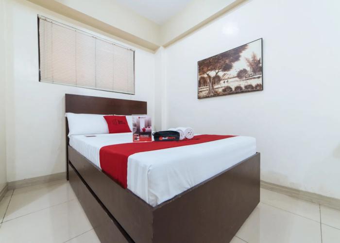 RedDoorz near Pasay Taft