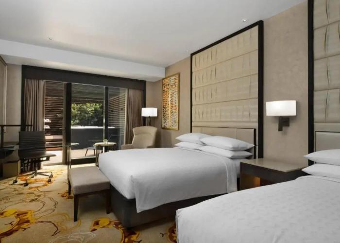 Sheraton Manila Hotel at Newport World Resorts