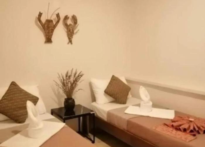 Airport Hostel