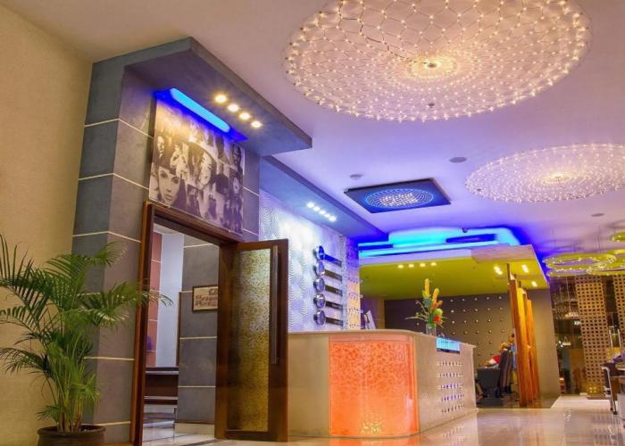 Hotel DreamWorld North EDSA