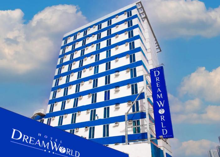 Hotel DreamWorld North EDSA