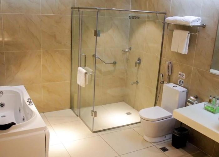 Brentwood Suites