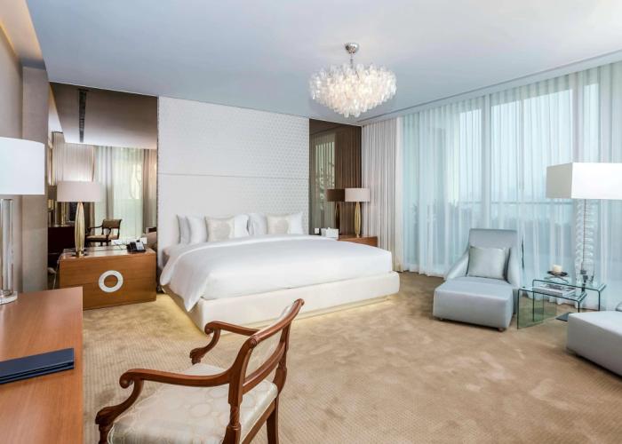 Novotel Manila Araneta City Hotel