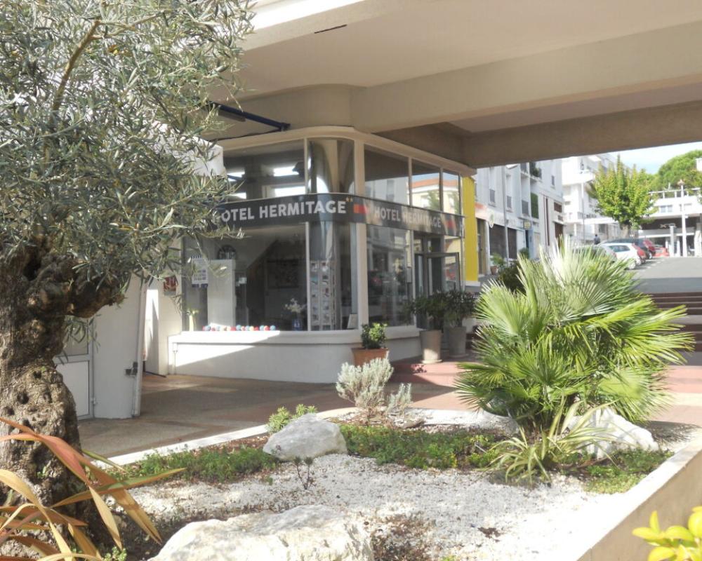Brit Hotel Hermitage