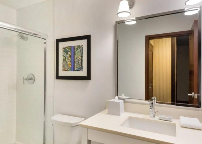 Four Points by Sheraton Surrey