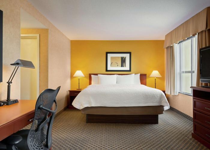 Hampton Inn & Suites by Hilton Langley-Surrey