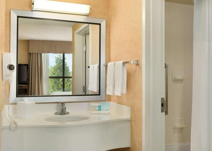 Hampton Inn & Suites by Hilton Langley-Surrey