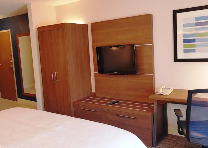 Holiday Inn Express & Suites Surrey by IHG