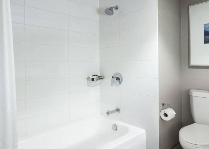 Sheraton Vancouver Guildford Hotel