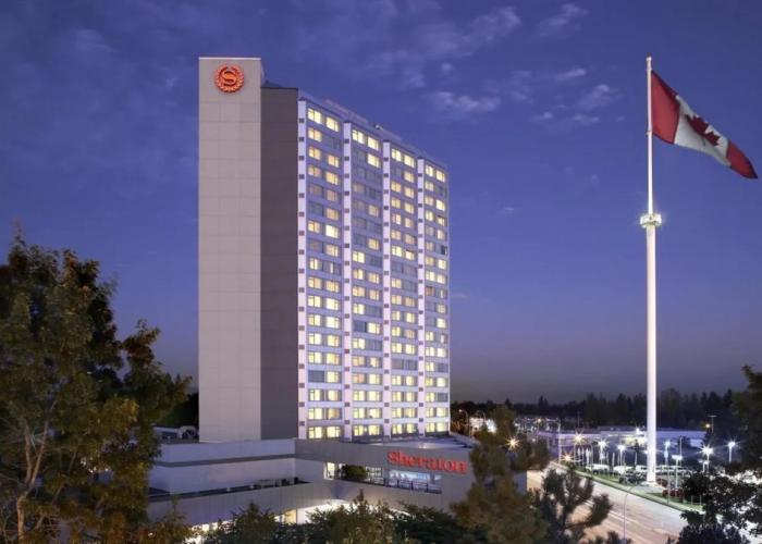 Sheraton Vancouver Guildford Hotel