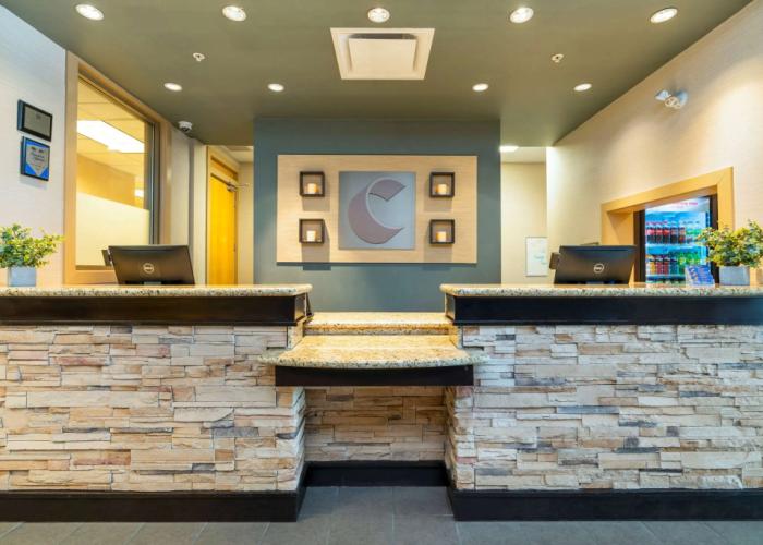 Comfort Inn & Suites Surrey