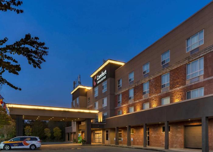 Comfort Inn & Suites Surrey