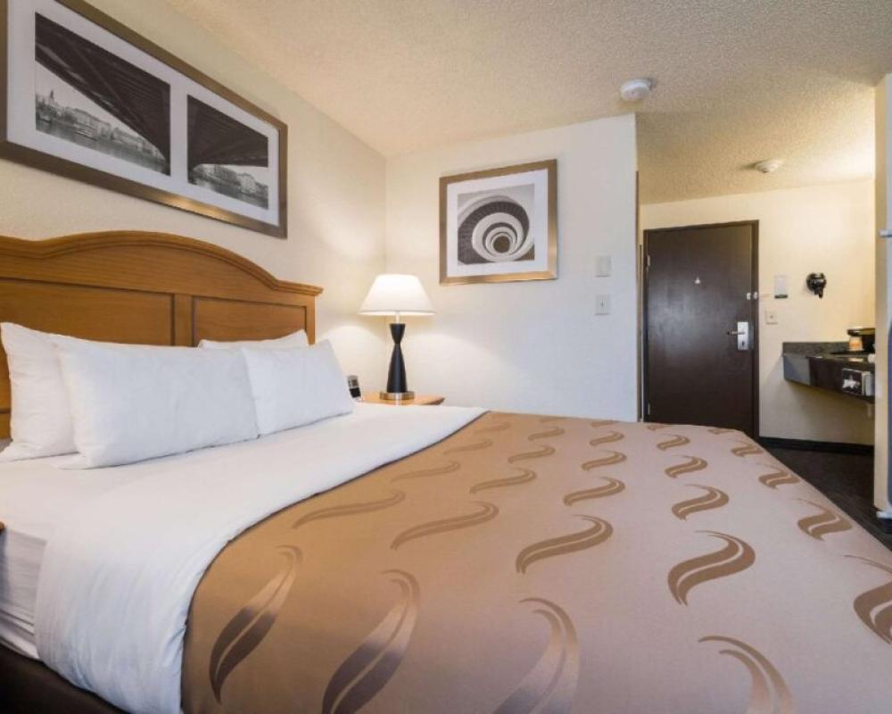 Quality Inn & Suites Silverdale Bangor - Keyport