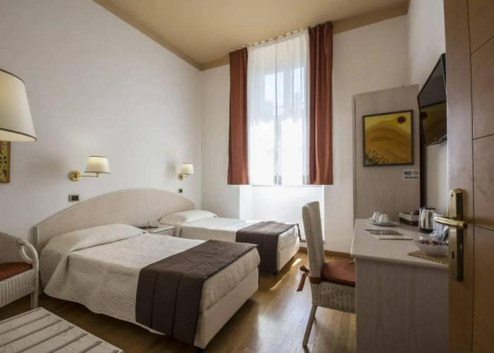 Piazza Paradiso Accomodation