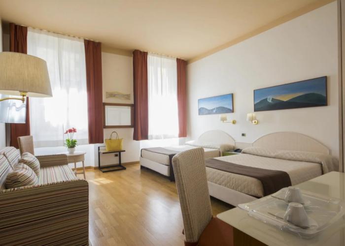 Piazza Paradiso Accomodation
