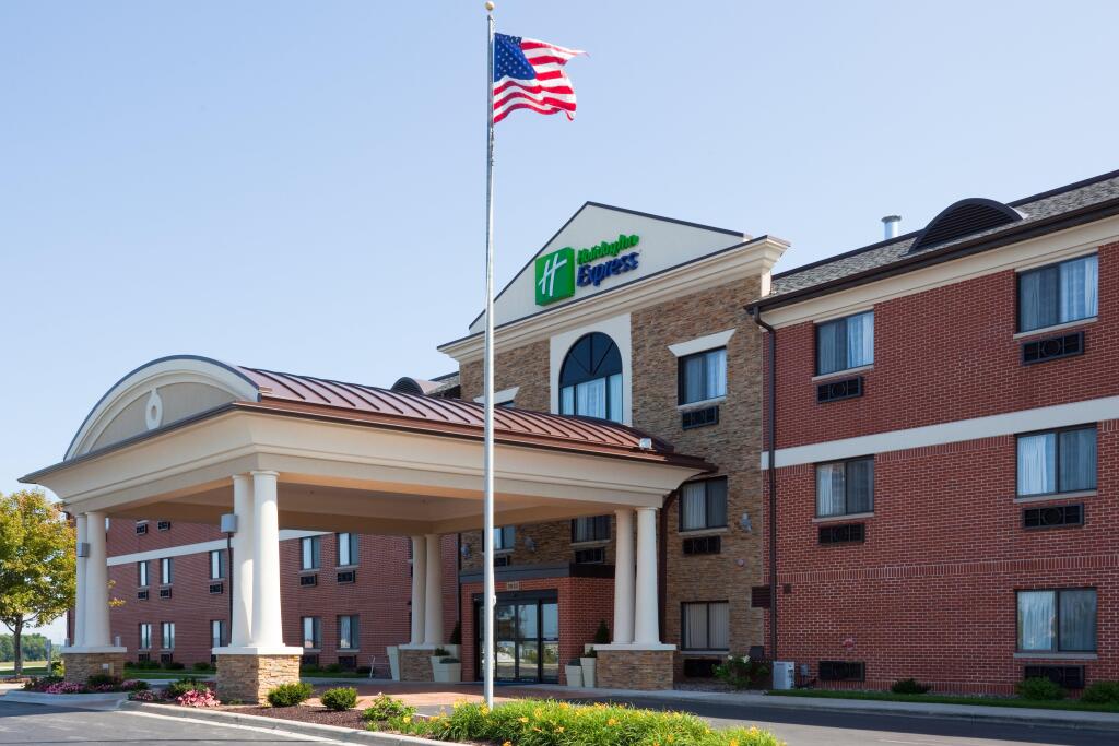 Holiday Inn Express Sheboygan-Kohler by IHG