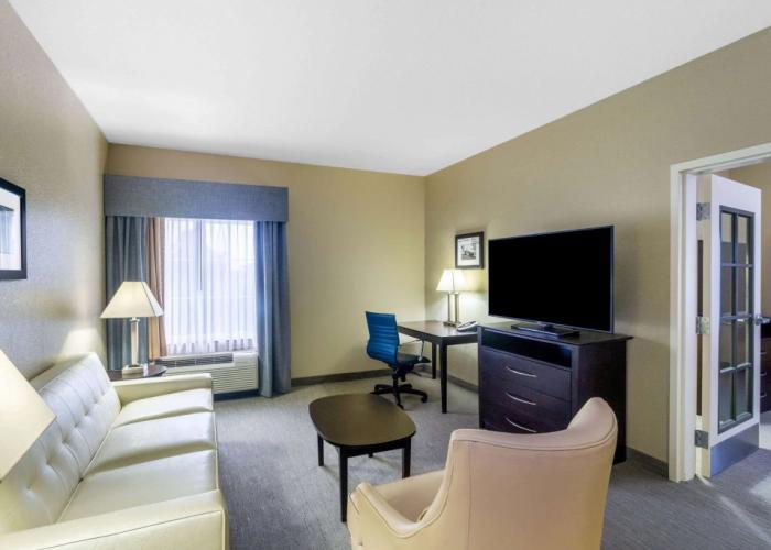 La Quinta Inn & Suites by Wyndham Sebring