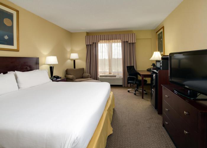 Holiday Inn Express & Suites Sebring by IHG