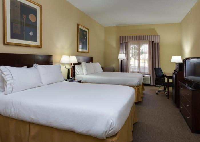 Holiday Inn Express & Suites Sebring by IHG