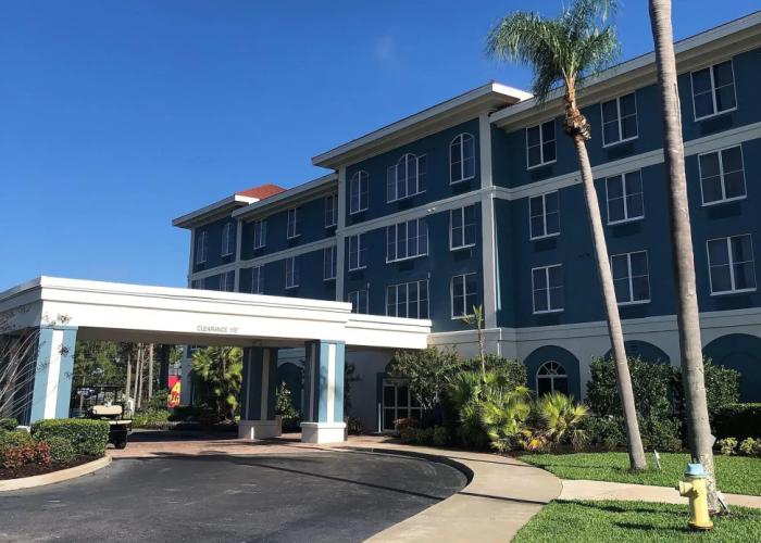 SEVEN Sebring Raceway Hotel