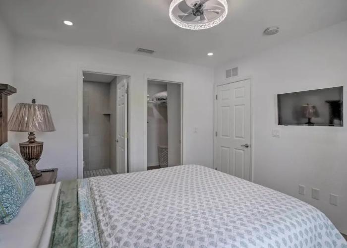 Hot Tub & Fenced Yard: Home in Sebring