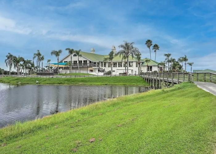 1 Mi to Golf: Sebring Condo w/ Pool Access!