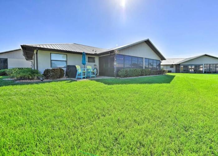 Grill, Lanai & Pool Access: Charming Sebring Villa