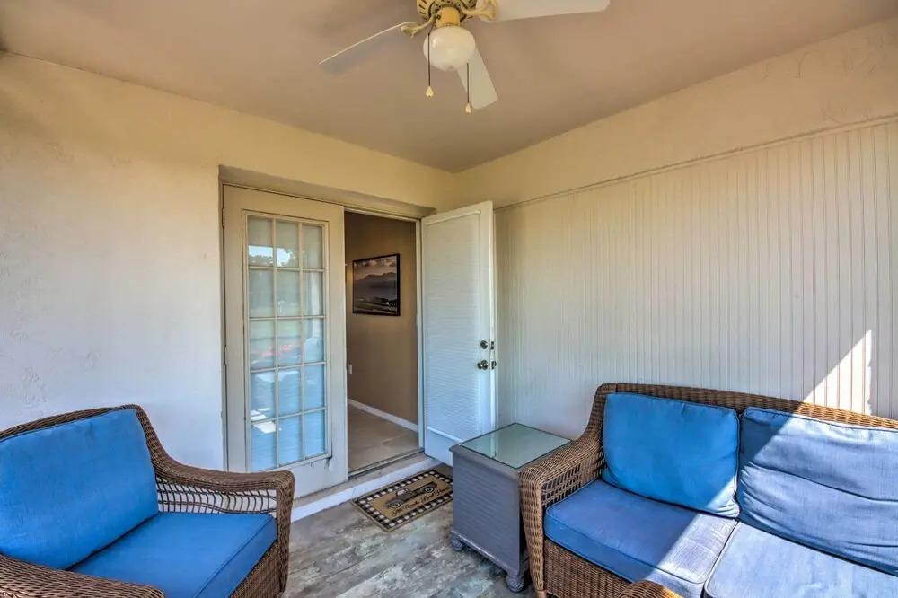 фото Screened Porch + Pool Access: Cozy Sebring Condo