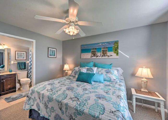 Condo w/ Screened-in Porch, 1 Mi to Sebring Golf!