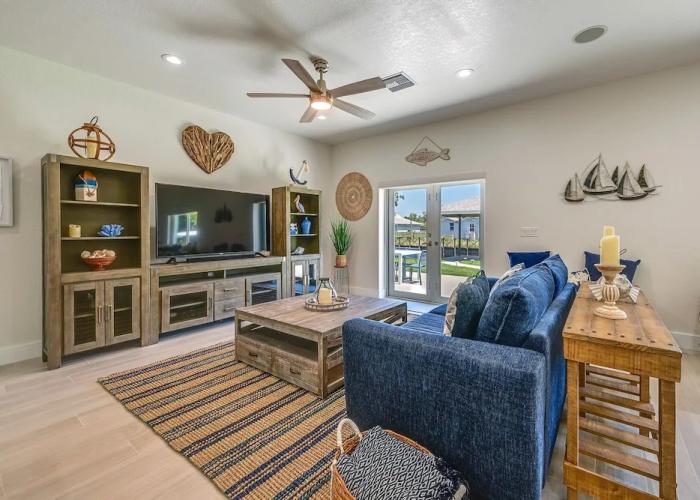 Sebring Serenity: Waterfront Retreat w/ Boat Dock!