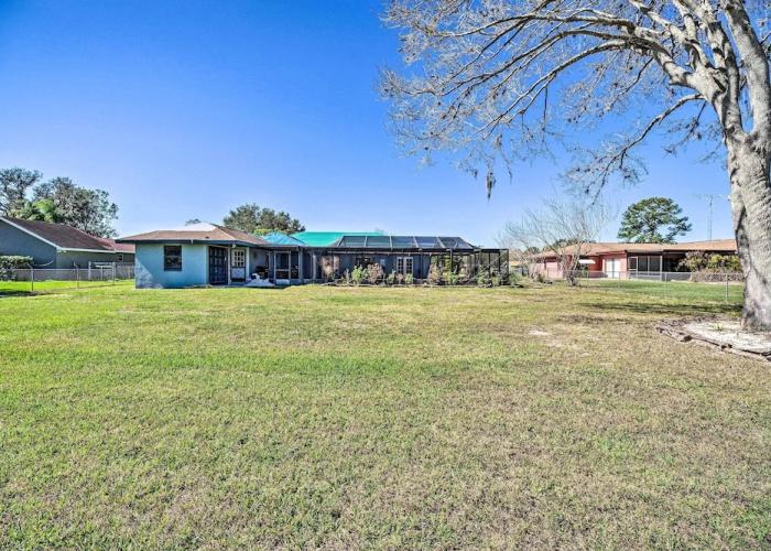 Lanai, Pool & Gas Grill: Sebring Retreat!