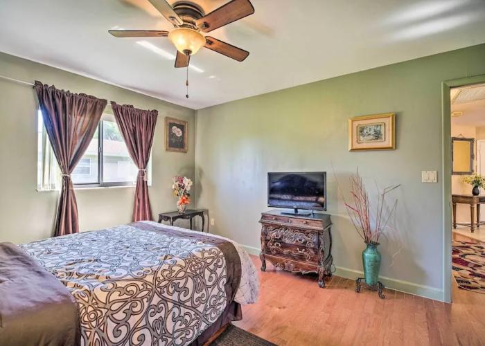 Lanai, Pool & Gas Grill: Sebring Retreat!