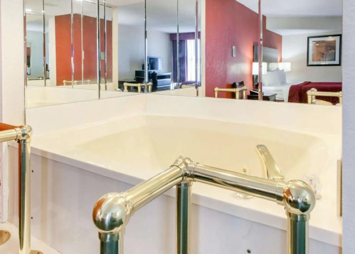 Quality Inn Seymour I-65