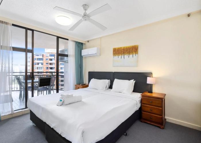 Beachcomber Surfers Paradise
