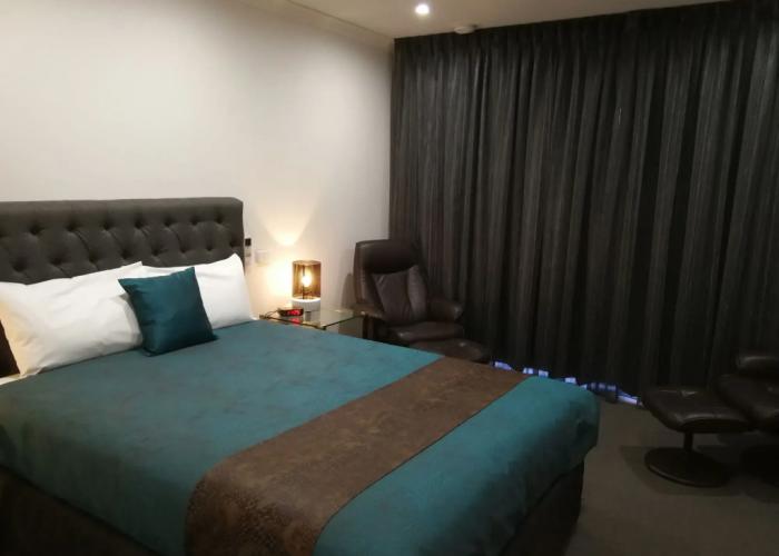 Addison Motor Inn