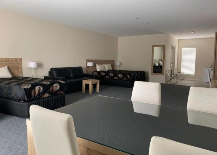 Sherbourne Terrace Hotel