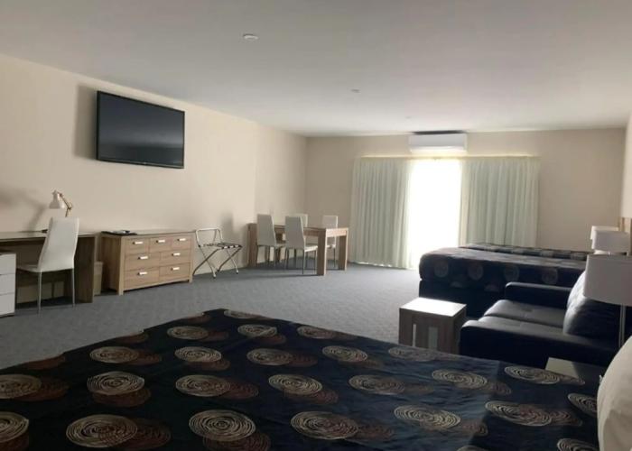 Sherbourne Terrace Hotel