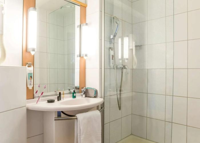 ibis Sion Hotel