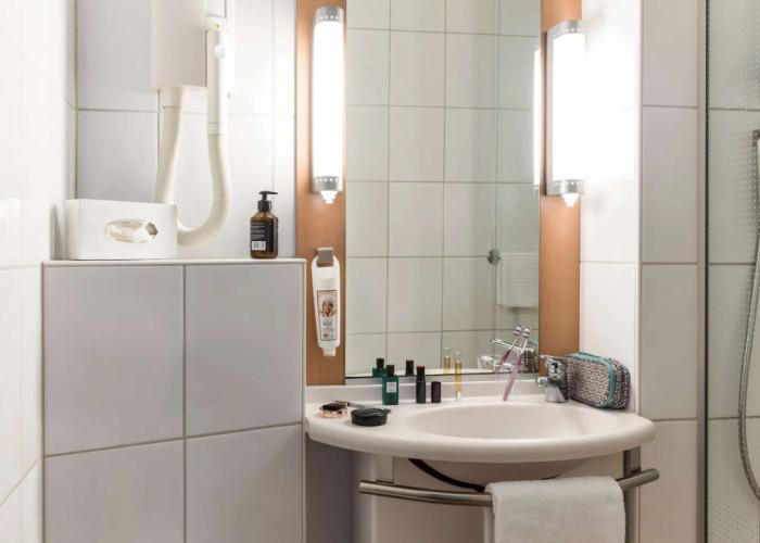 ibis Sion Hotel